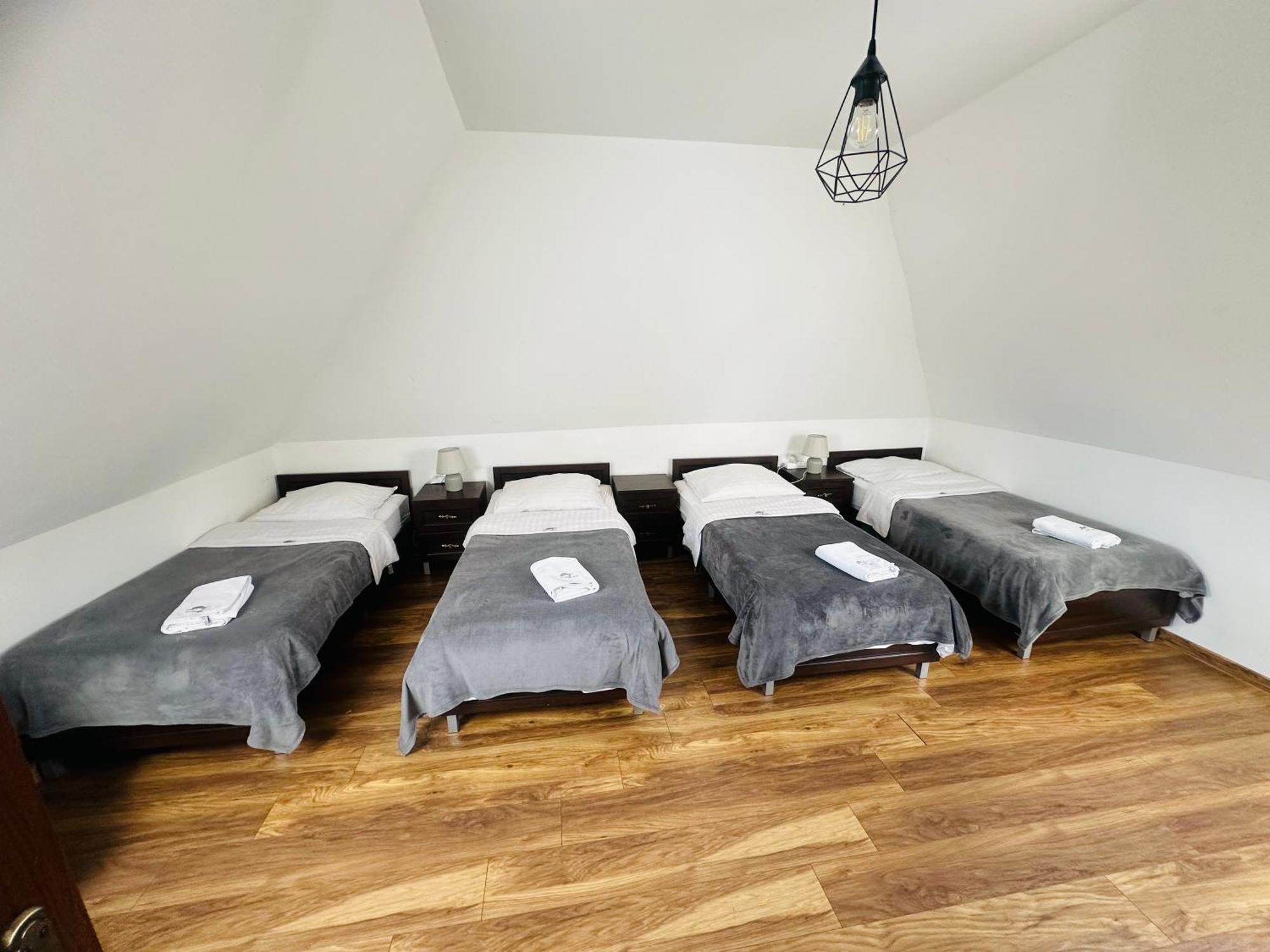 Dom Supelek Bed and Breakfast Duszniki Zdrój Exteriör bild